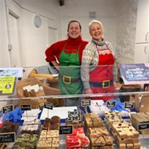 Siop Pen Gwyn - traditional sweets, gifts and souvenirs in Beddgelert