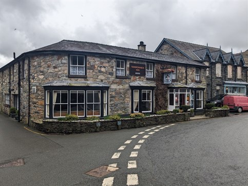 Tanronnen Inn - Beddgelert Hotel, Eryri | Snowdonia