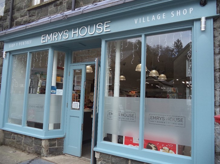 Emrys House, Beddgelert